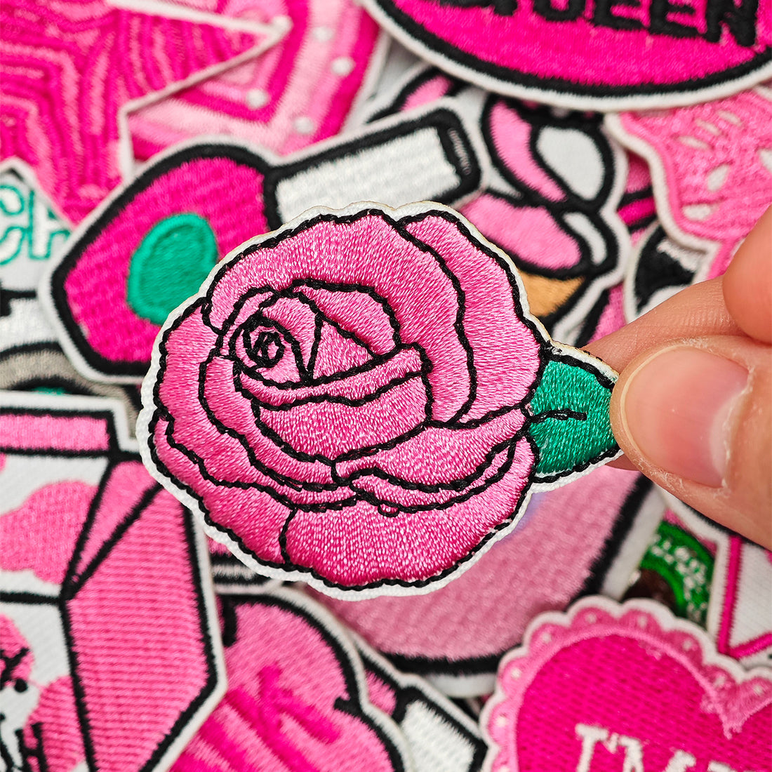 20Pcs Pink Iron on Embroidered Patches Look at the Pink Side Embroidered Iron on Patch Sew on Applique for Clothes, Iron-on Patches / Sew-on Appliques Patches for Clothing, Jackets, Backpacks, Caps, Jeans