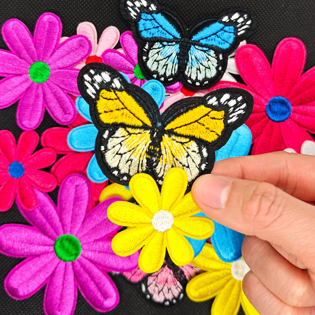24Pcs Color Daisy Iron on Embroidered Patches Colorful Butterfly Embroidered Iron on Patch Sew on Applique for Clothes, Iron-on Patches / Sew-on Appliques Patches for Clothing, Jackets, Backpacks, Caps, Jeans