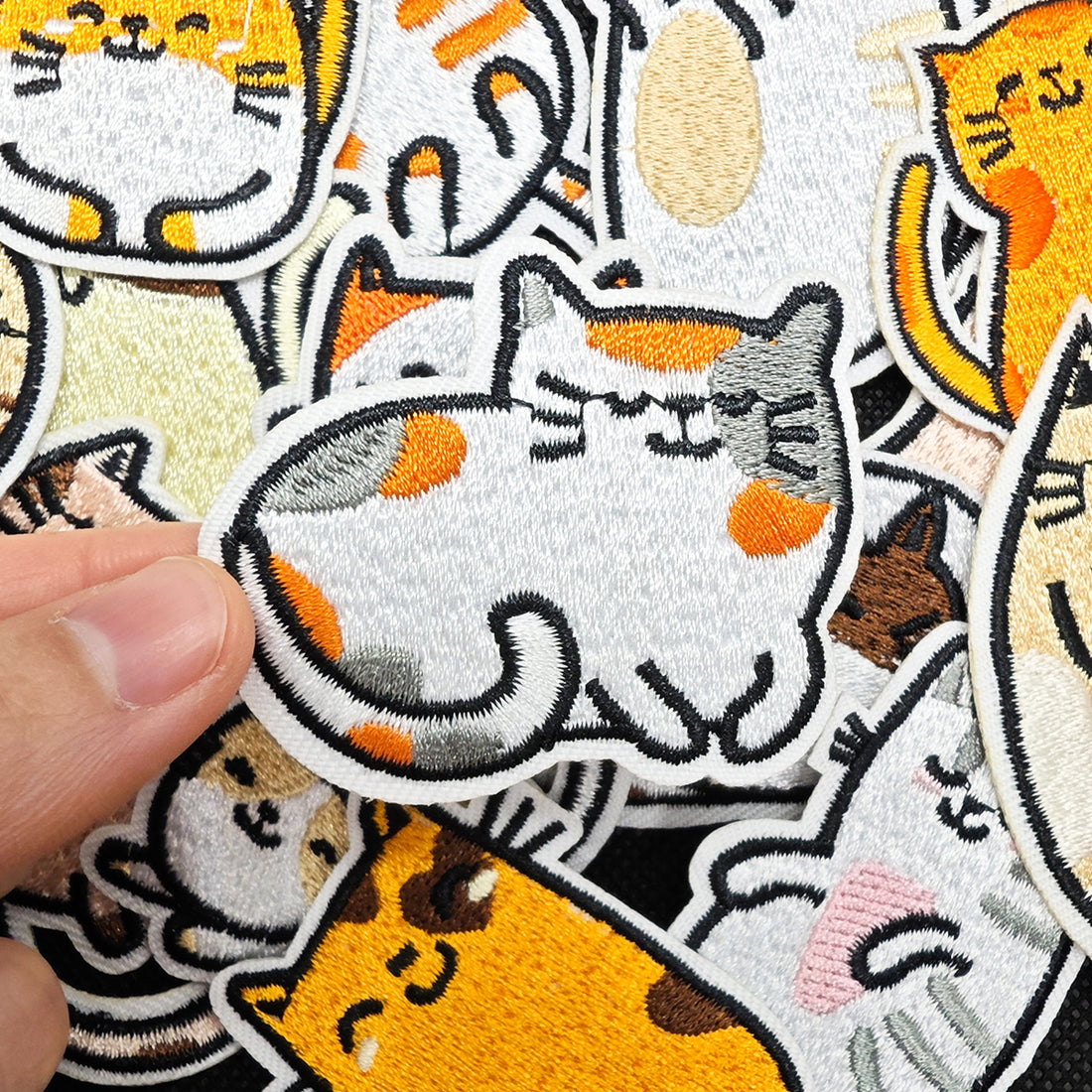 15Pcs Cat Iron on Embroidered Patches Kitten Embroidered Iron on Patch Sew on Applique for Clothes, Iron-on Patches / Sew-on Appliques Patches for Clothing, Jackets, Backpacks, Caps, Jeans