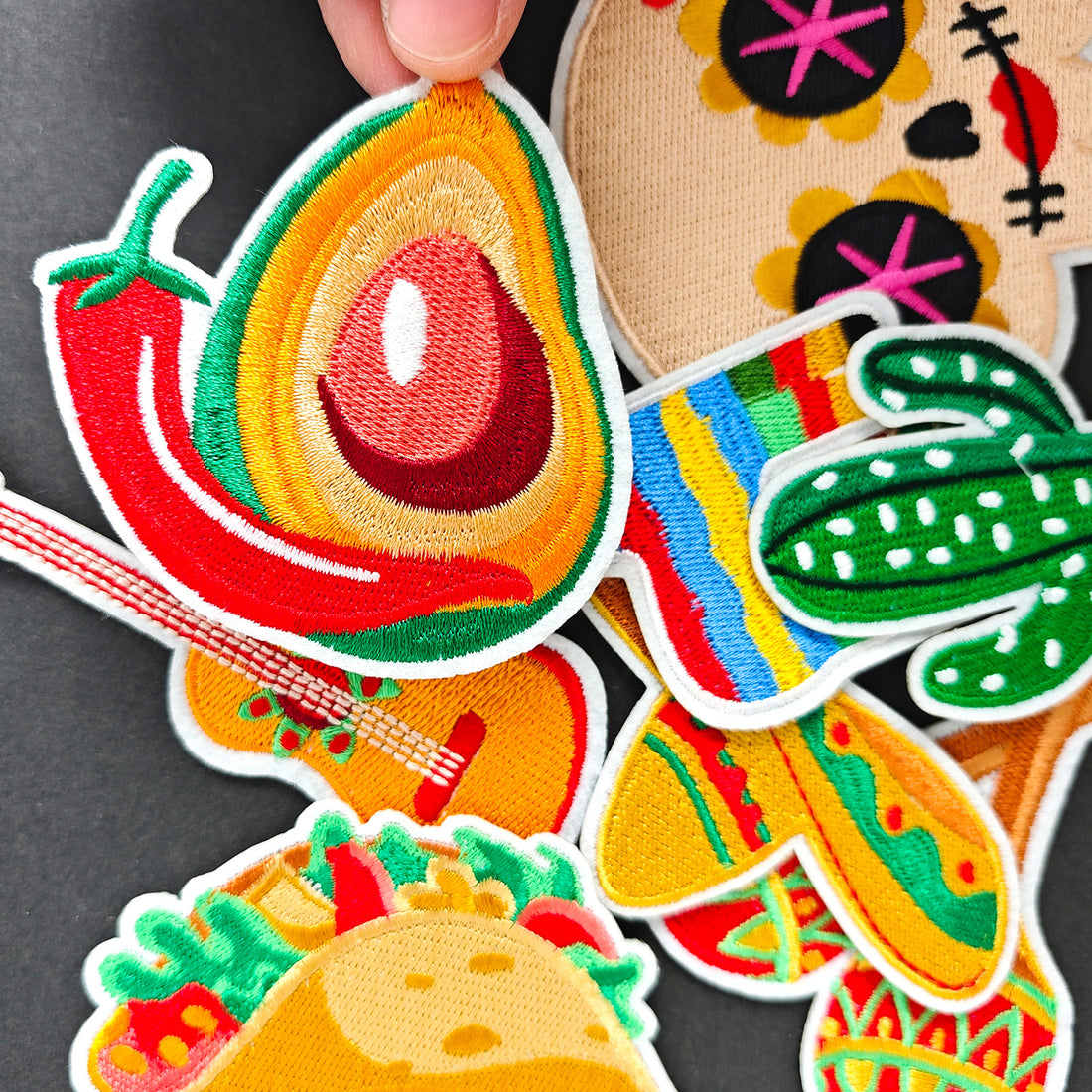 8Pcs Mexico Patches Embroidered Iron on Taco Cactus Avocado Patch for Clothes, Iron-on Patches / Sew-on Appliques Patches for Clothing, Jackets, Backpacks, Caps, Jeans