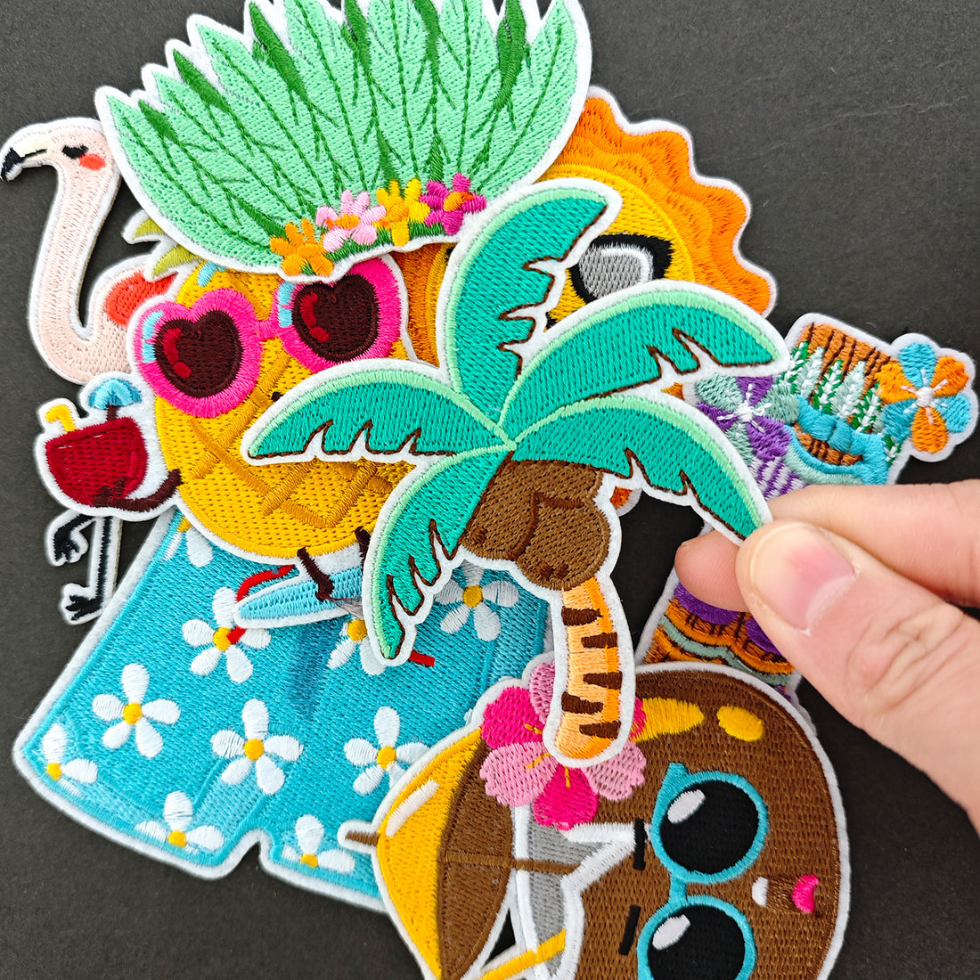 8Pcs Beach Vocation Theme Iron on Embroidered Patches Flamingo Palm Tree Embroidered Iron on Patch Sew on Applique for Clothes, Iron-on Patches / Sew-on Appliques Patches for Clothing, Jackets, Backpacks, Caps, Jeans