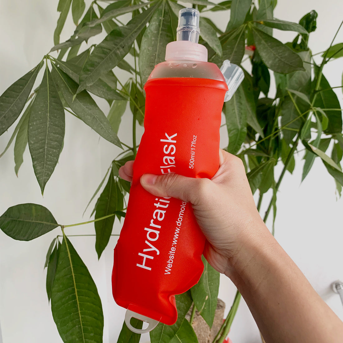 500ML Red Soft TPU Flask Running Water Bottle Water Flask Hydration Flasks for Hiking Camping Running Travelling