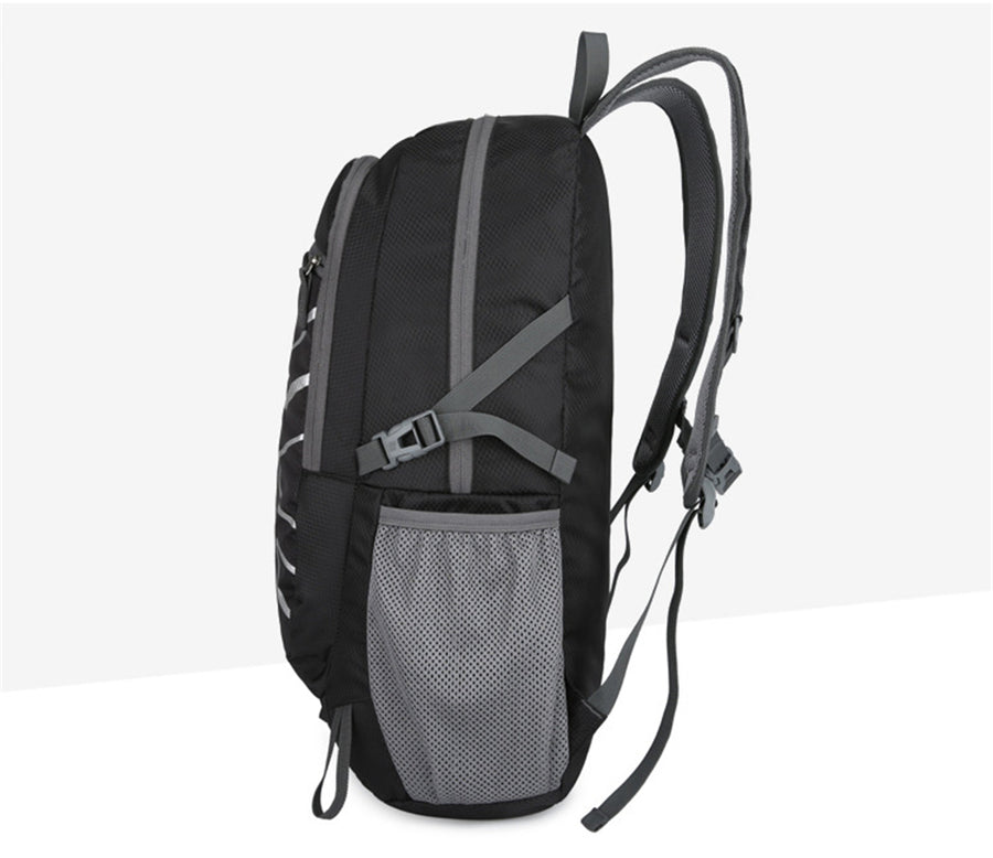 Multiple Color Foldable Hiking Backpack Lightweight Packable Travel Backpack Daypack